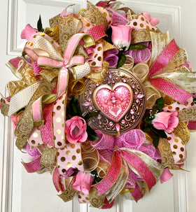 Elegant Pink & Gold Valentine Wreath