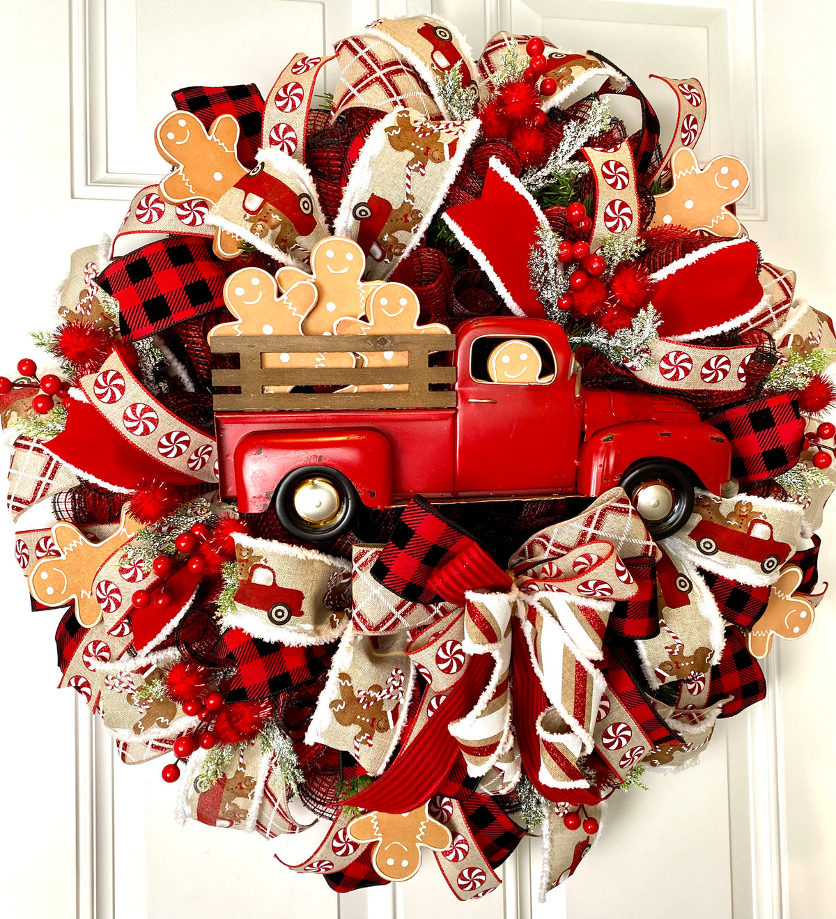 Red Truck Gingerbread Wreath, Rustic Christmas Decor, Front Porch Decoration