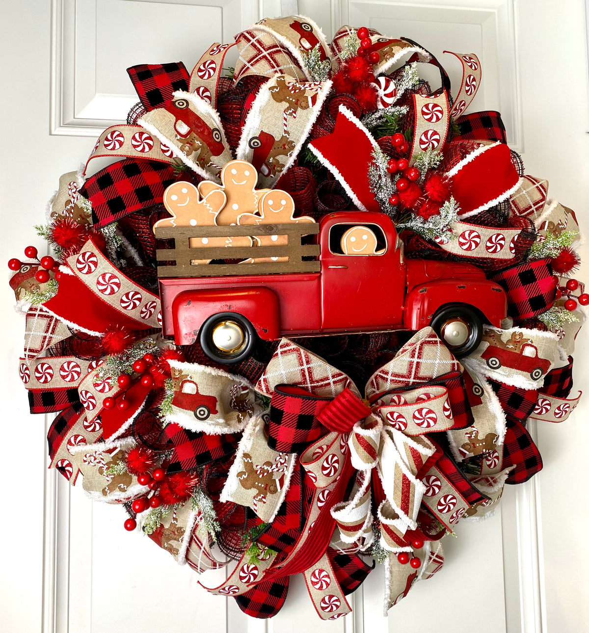 Red Truck Gingerbread Wreath, Rustic Christmas Decor, Front Porch Decoration