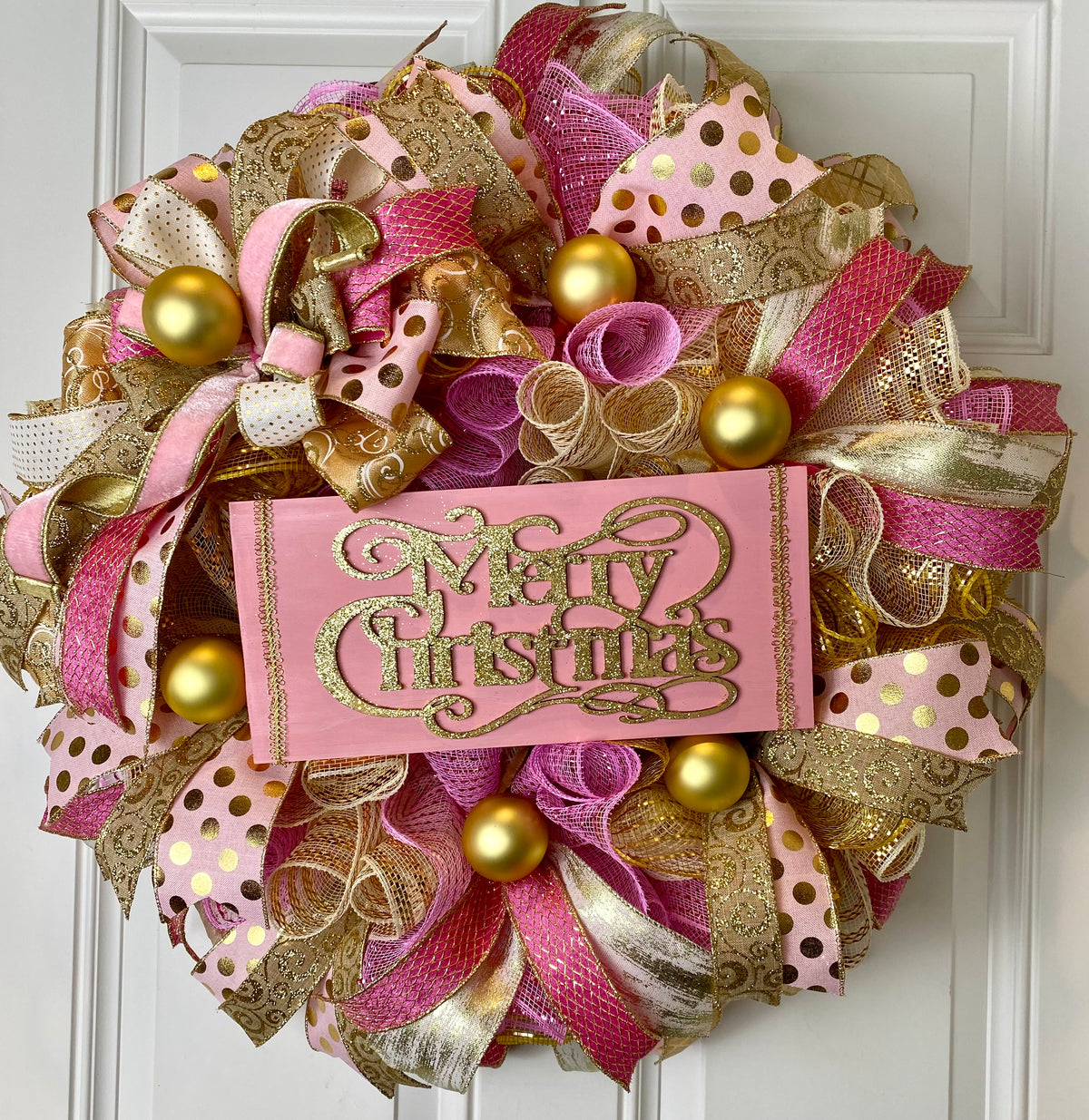 Elegant Pink & Gold Christmas Wreath