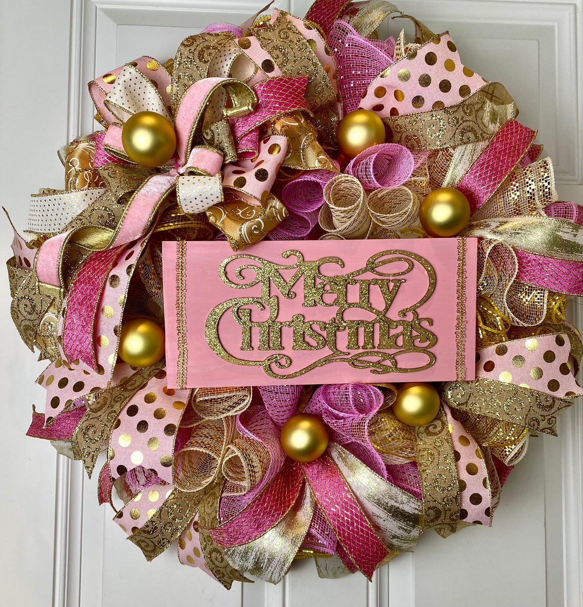 Elegant Pink & Gold Christmas Wreath