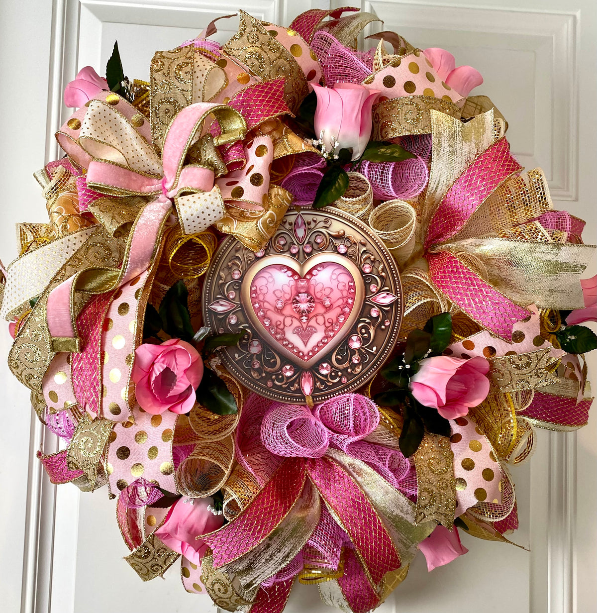 Elegant Pink & Gold Valentine Wreath