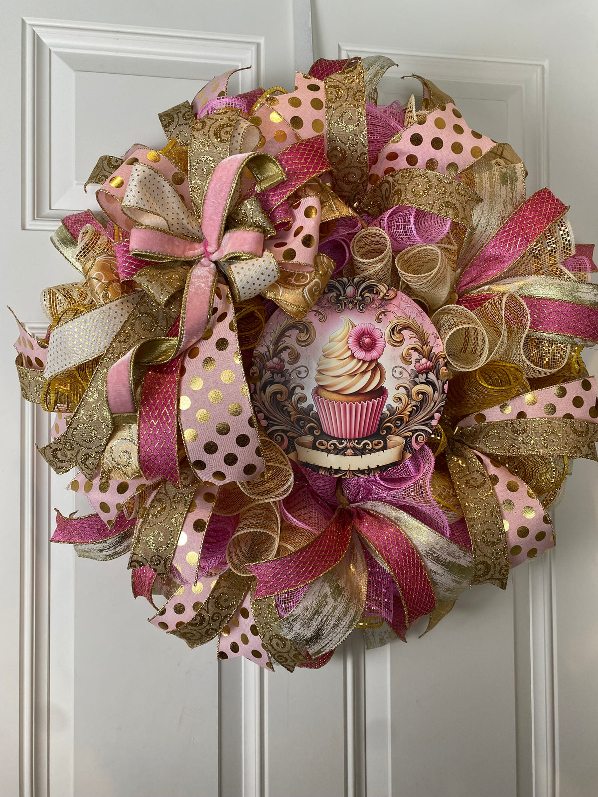 Elegant Pink & Gold Christmas Wreath