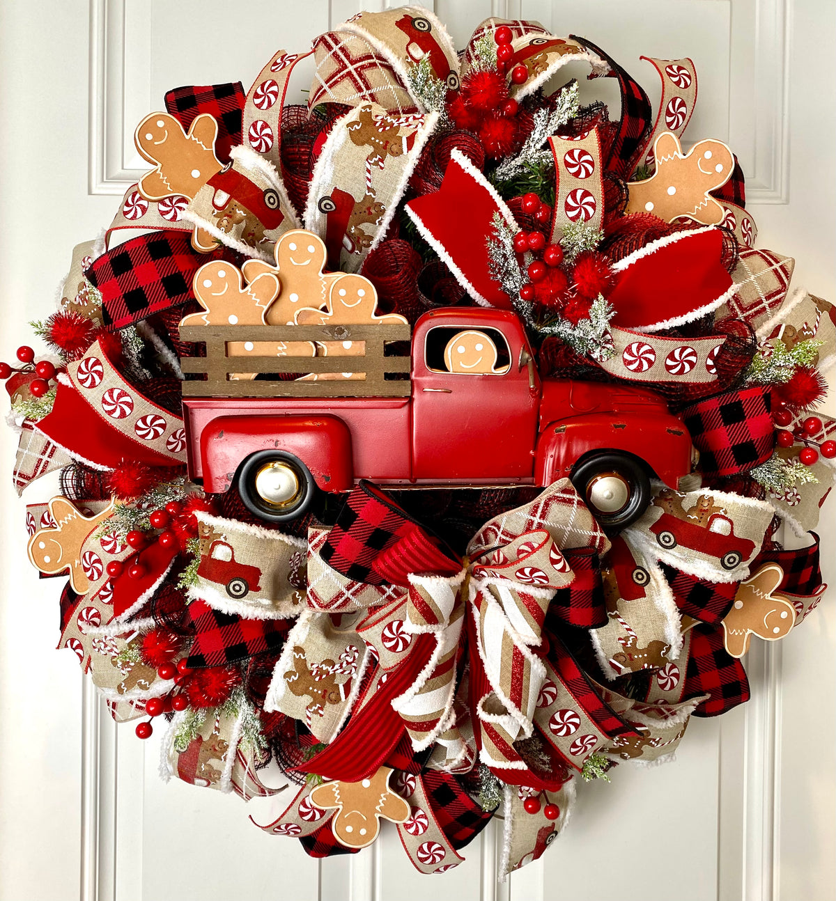 Red Truck Gingerbread Wreath, Rustic Christmas Decor, Front Porch Decoration