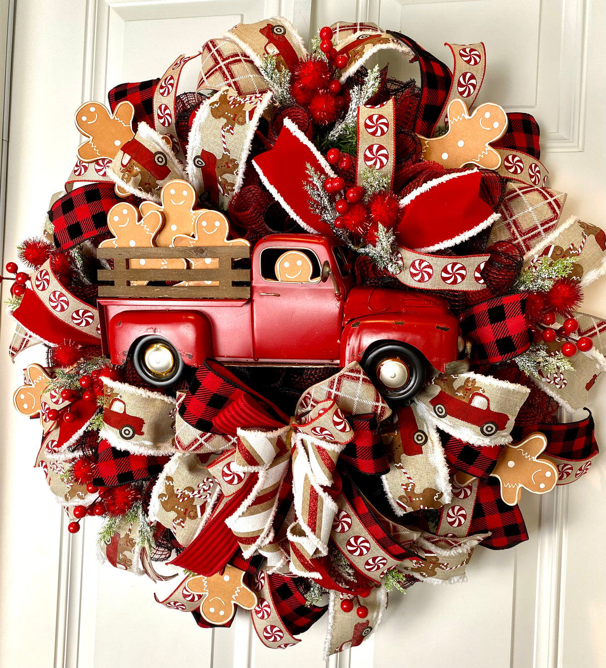 Red Truck Gingerbread Wreath, Rustic Christmas Decor, Front Porch Decoration