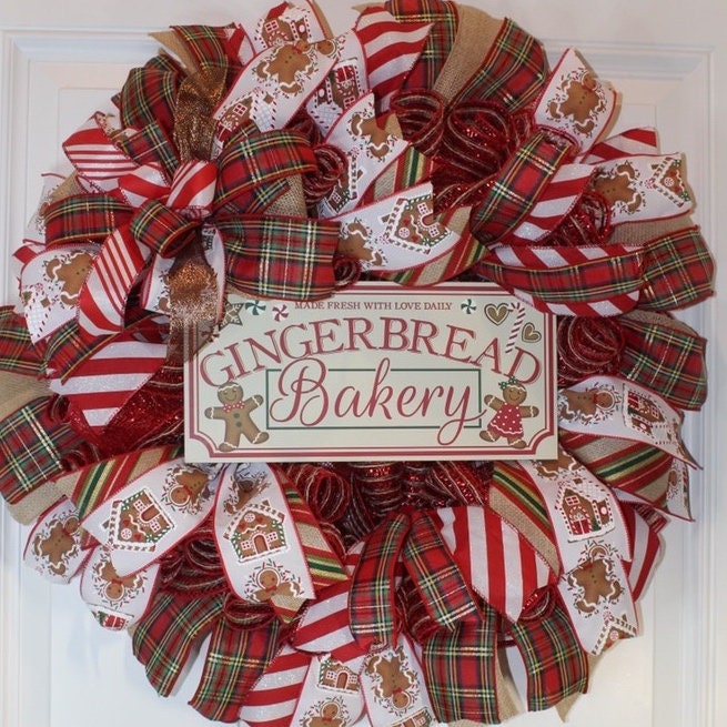 Christmas Gingerbread Bakery Wreath