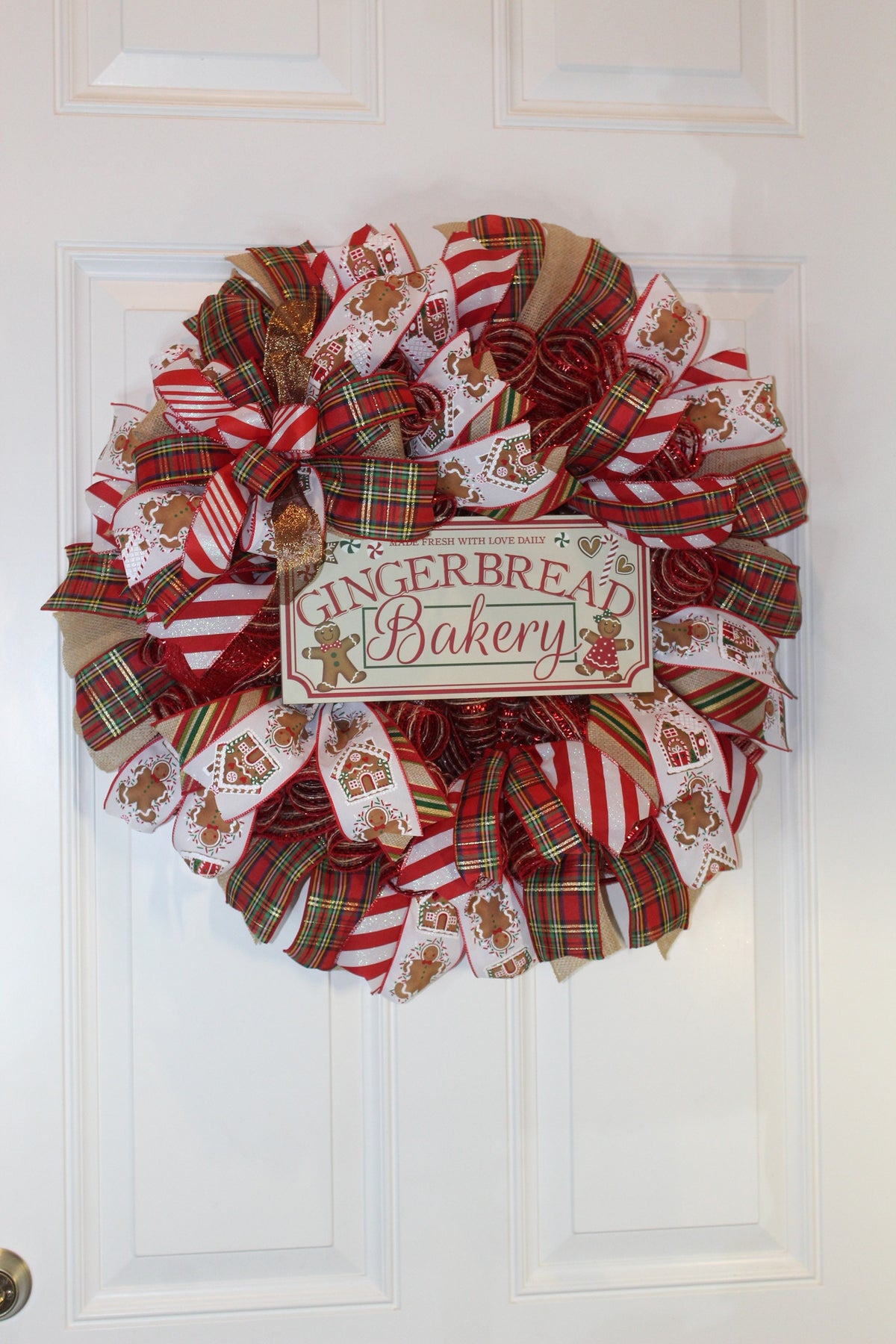Christmas Gingerbread Bakery Wreath