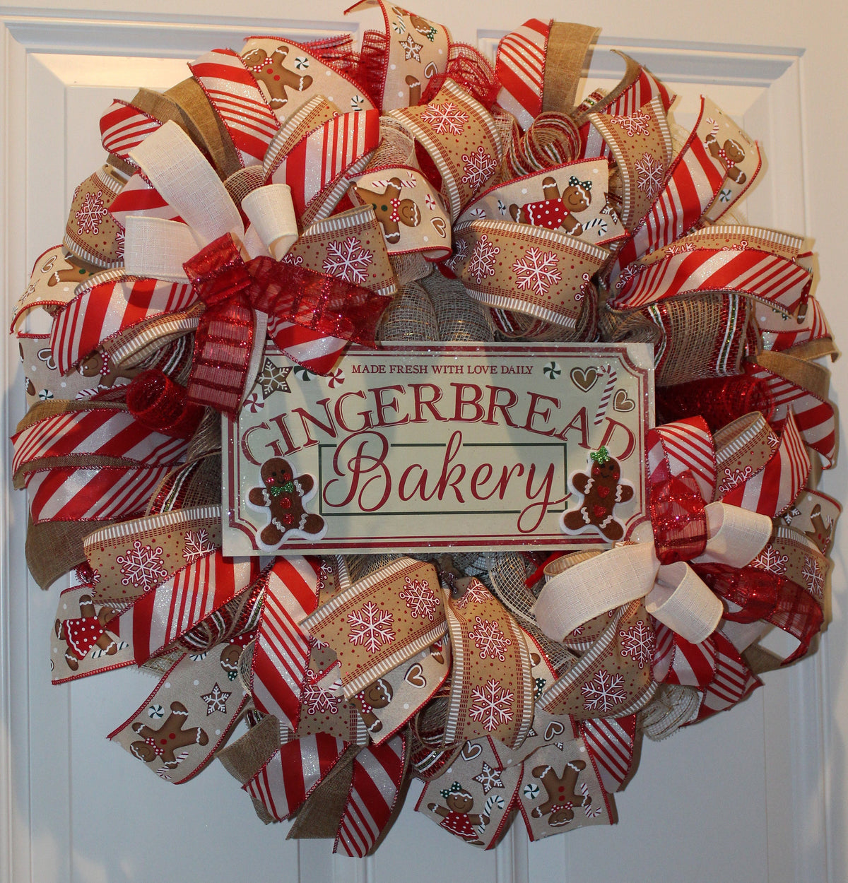 Gingerbread Wreath, Christmas wreath, Gingerbread bakery, Large Christmas Wreath for front door