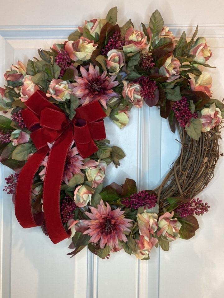 border ribbon shell wreathe ❤︎ グログラン リース Burgundy Dahlia Berry Floral Wreath – The Wreath Place