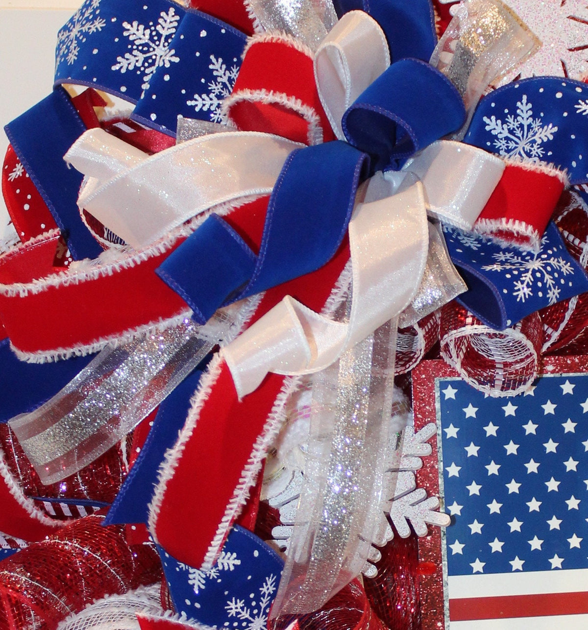 Christmas Patriotic Wreath, Military