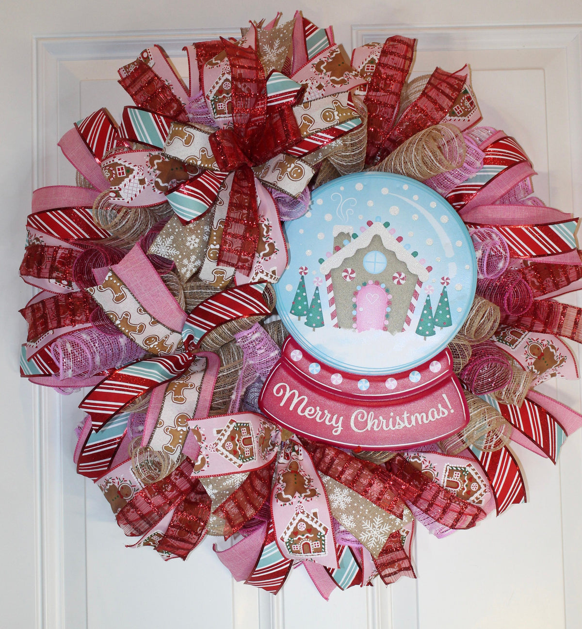 Gingerbread Snow Globe Christmas Wreath