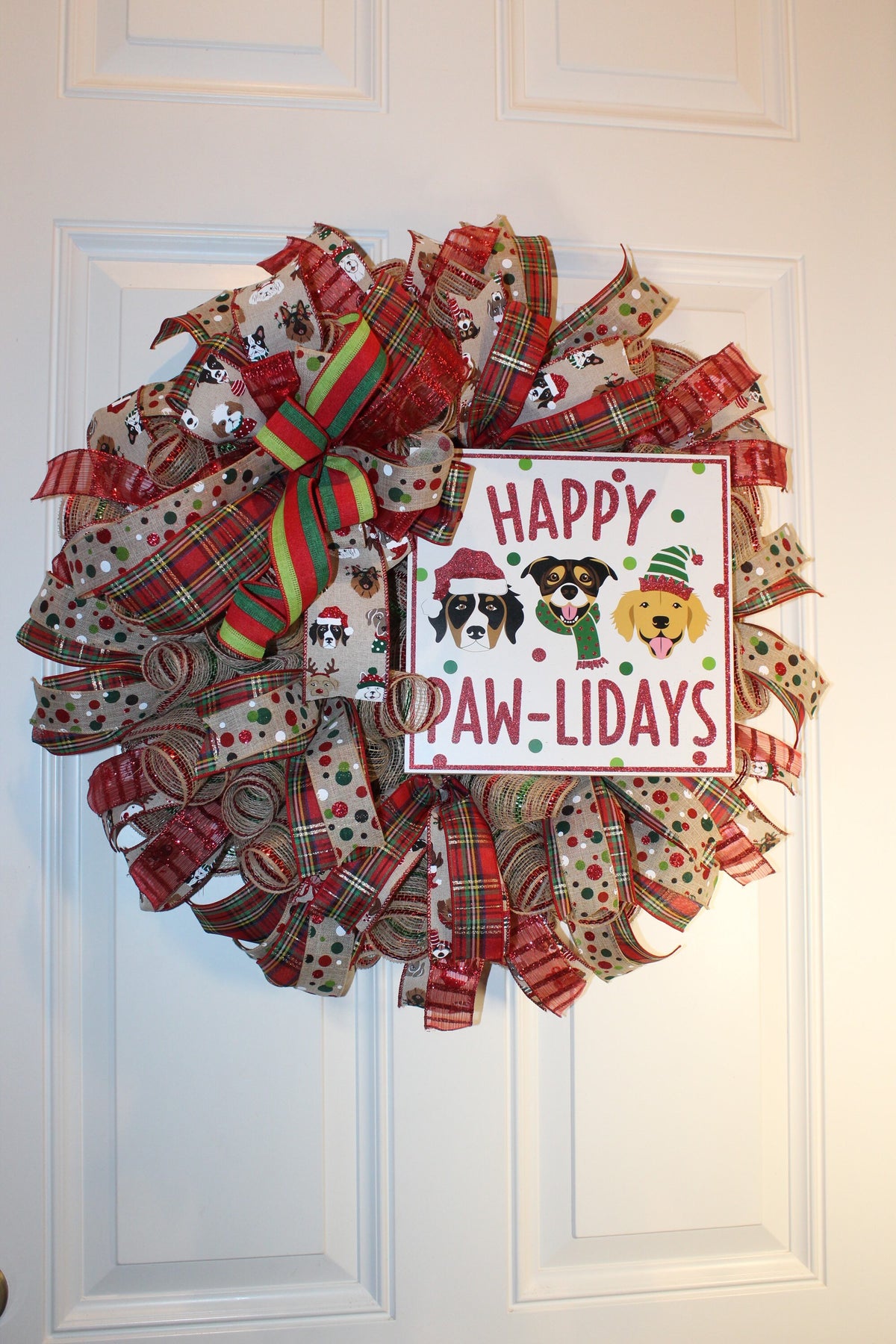 Dog Lover Christmas Wreath / Happy Paw-lidays,