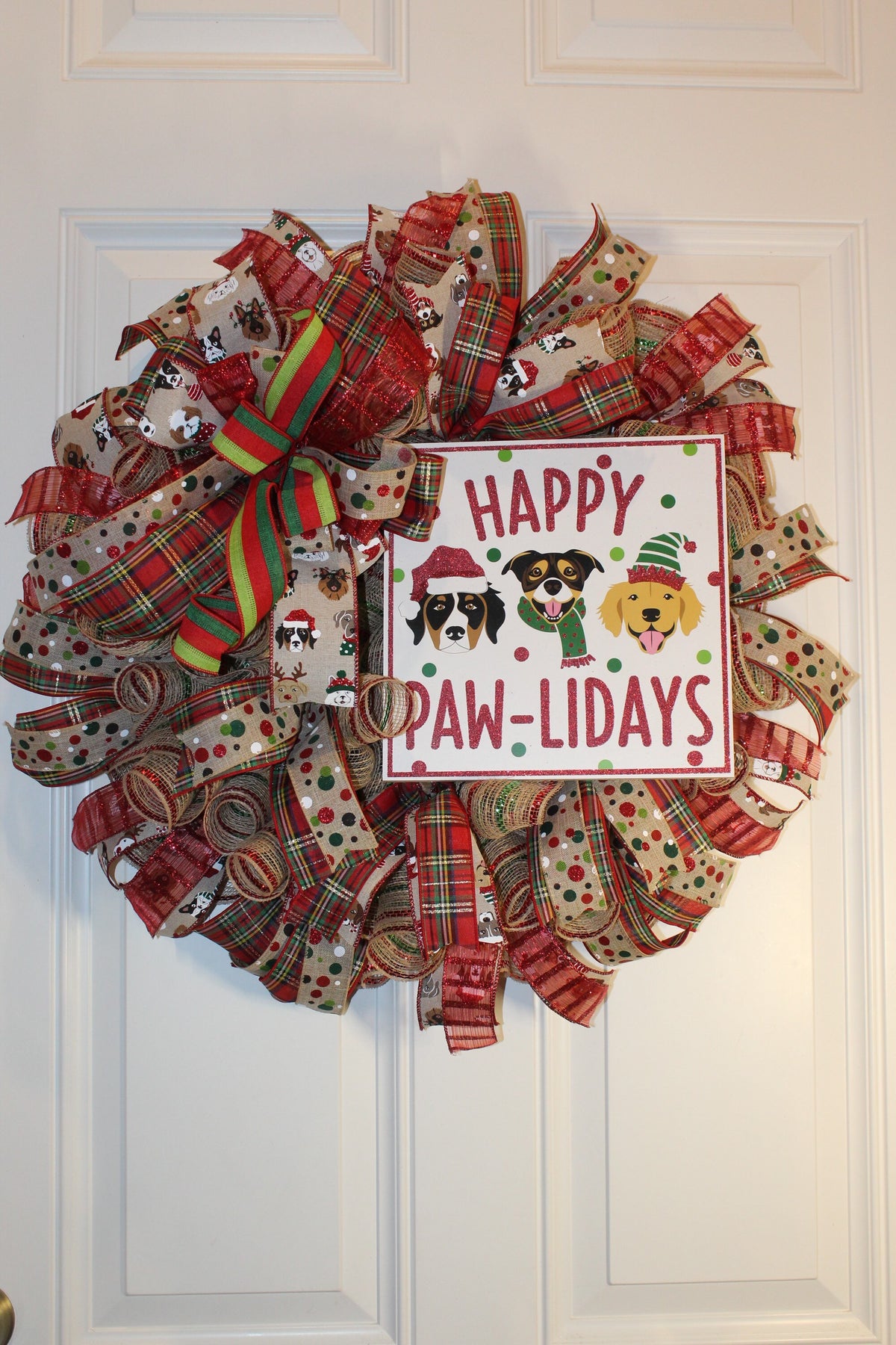 Dog Lover Christmas Wreath / Happy Paw-lidays,