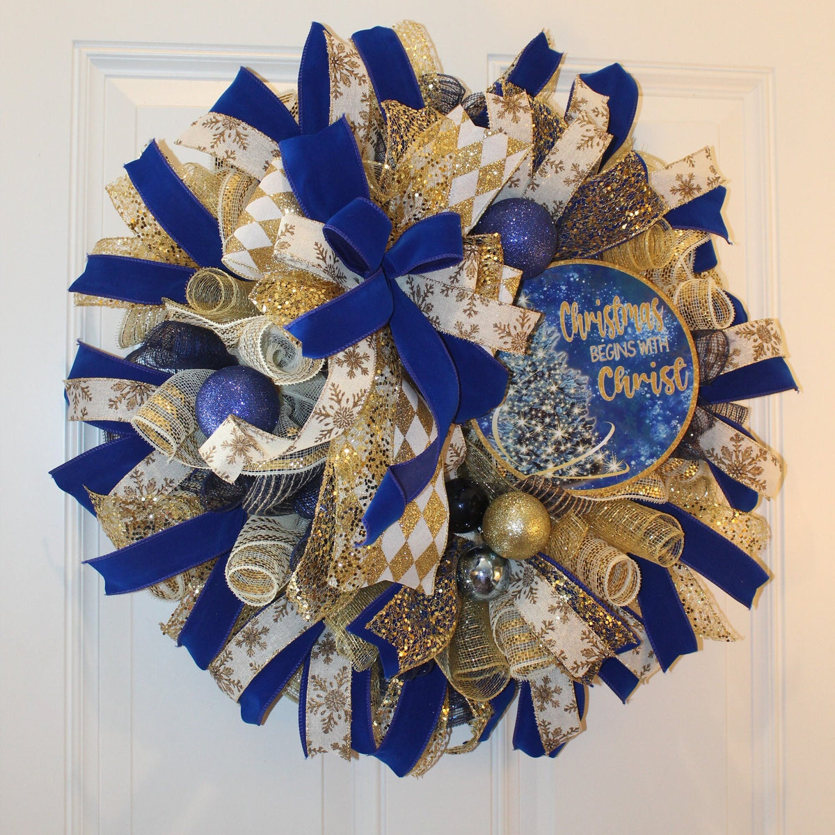 Elegant Blue and Gold Wreath Christmas Wreath