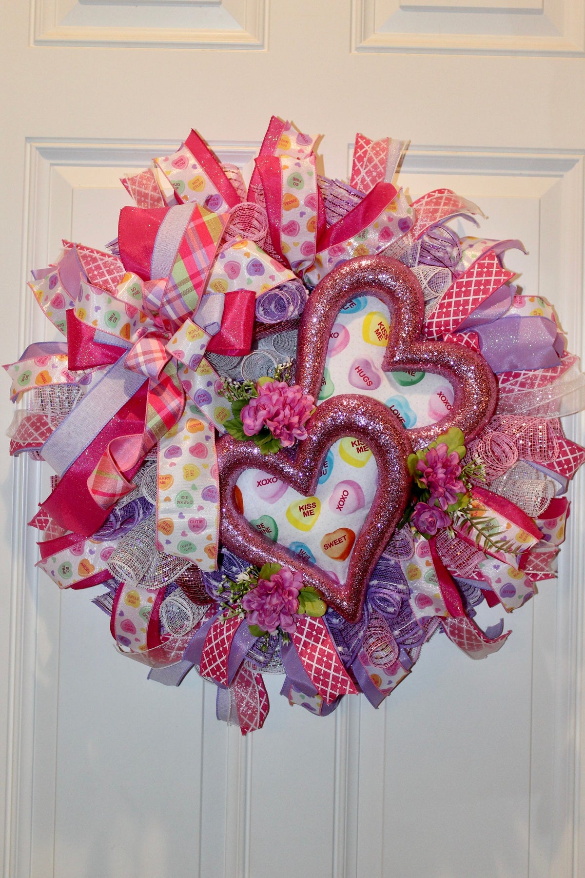 Candy Heart Valentine Wreath: Pastel Colors, Conversation Hearts