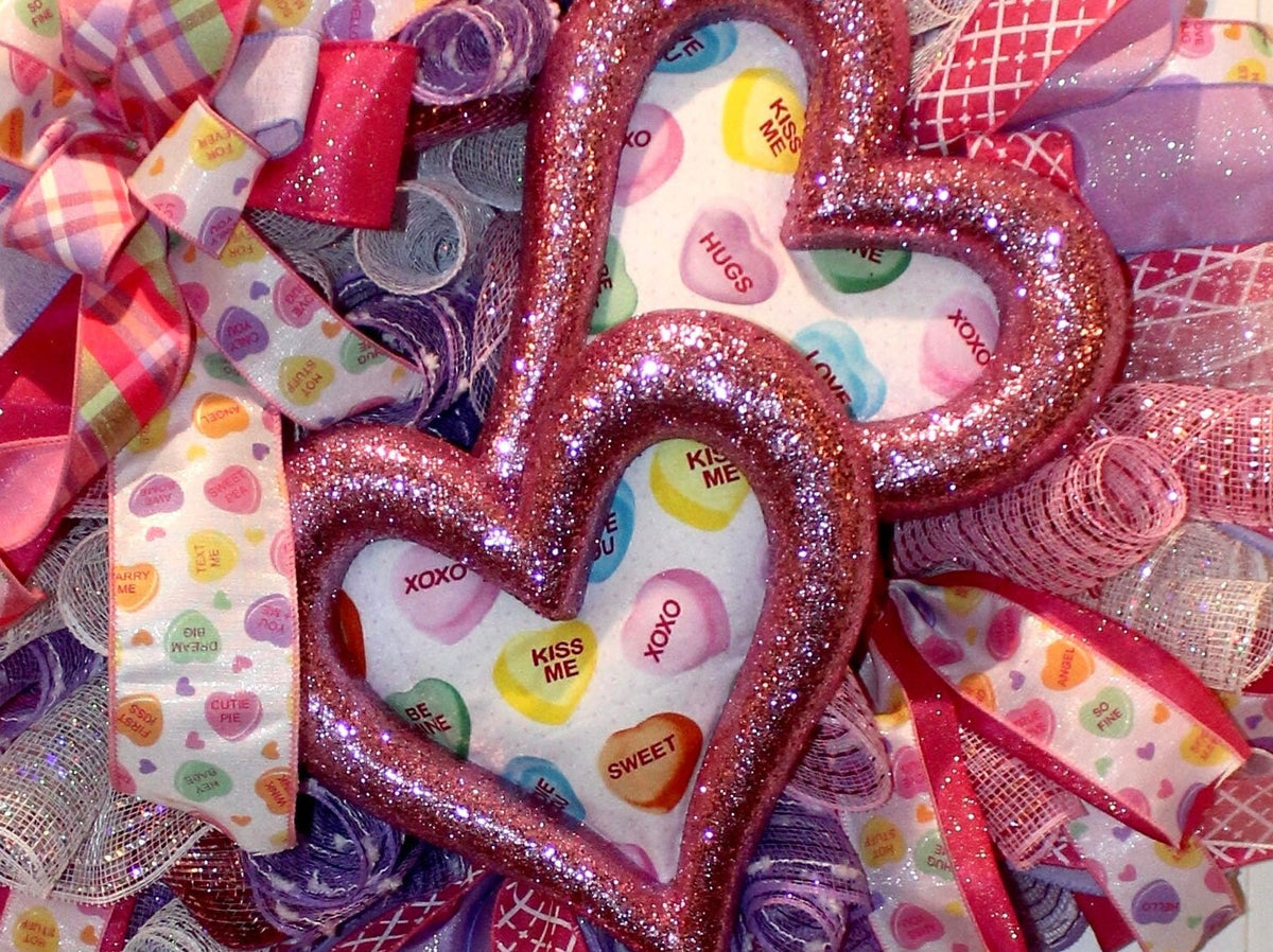 Candy Heart Valentine Wreath: Pastel Colors, Conversation Hearts