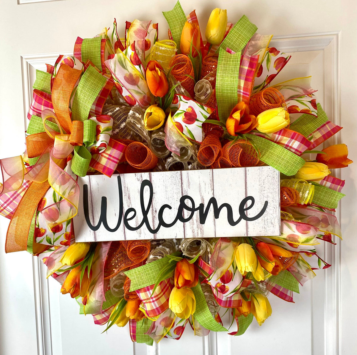 Tulip Easter Bunny Wreath: Spring Door Decor