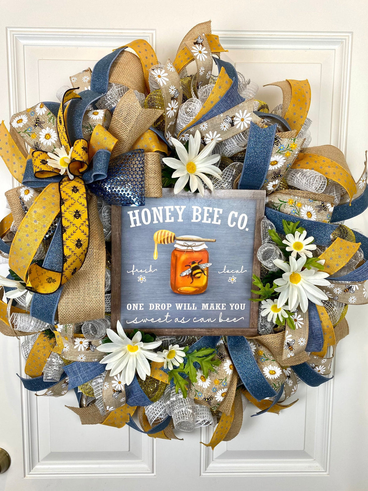 XL Everyday Honey Bee Wreath Front Door,  Farmhouse All Seasons Wreath, Spring Wreath, Summer Deco Mesh