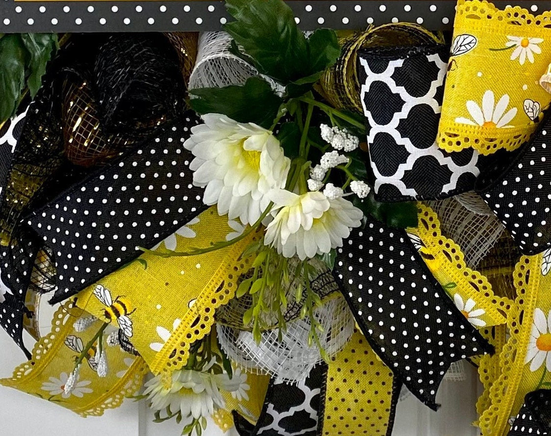 Summer wreath, Bee Everyday Wreath Front Door, Farmhouse All Season Wreath, Spring Wreath, Summer Deco Mesh