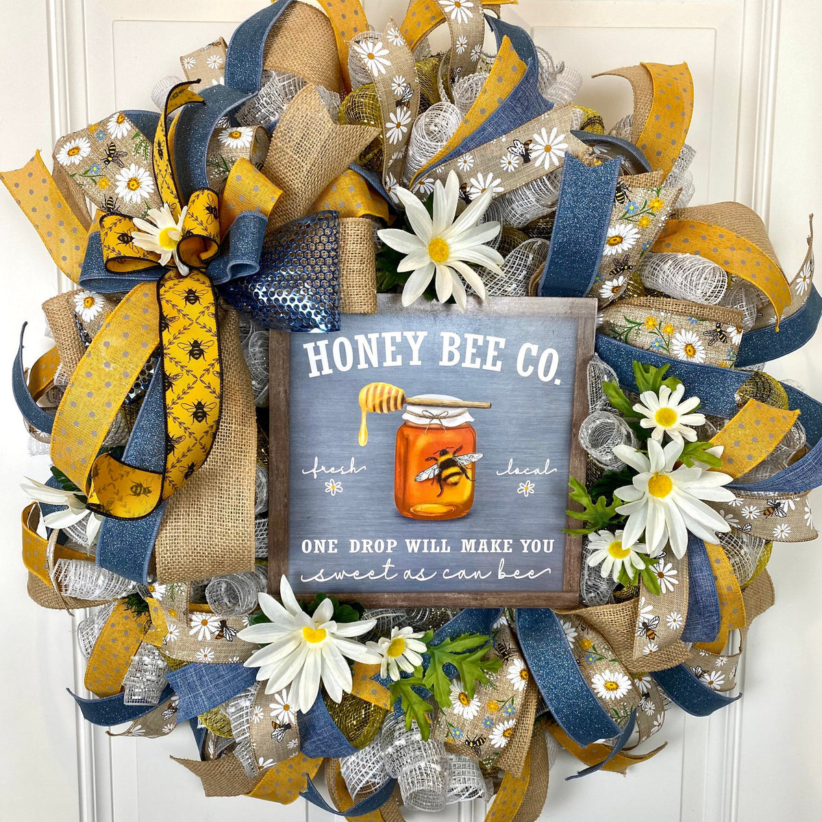 XL Everyday Honey Bee Wreath Front Door, Farmhouse All Seasons Wreath, Spring Wreath, Summer Deco Mesh