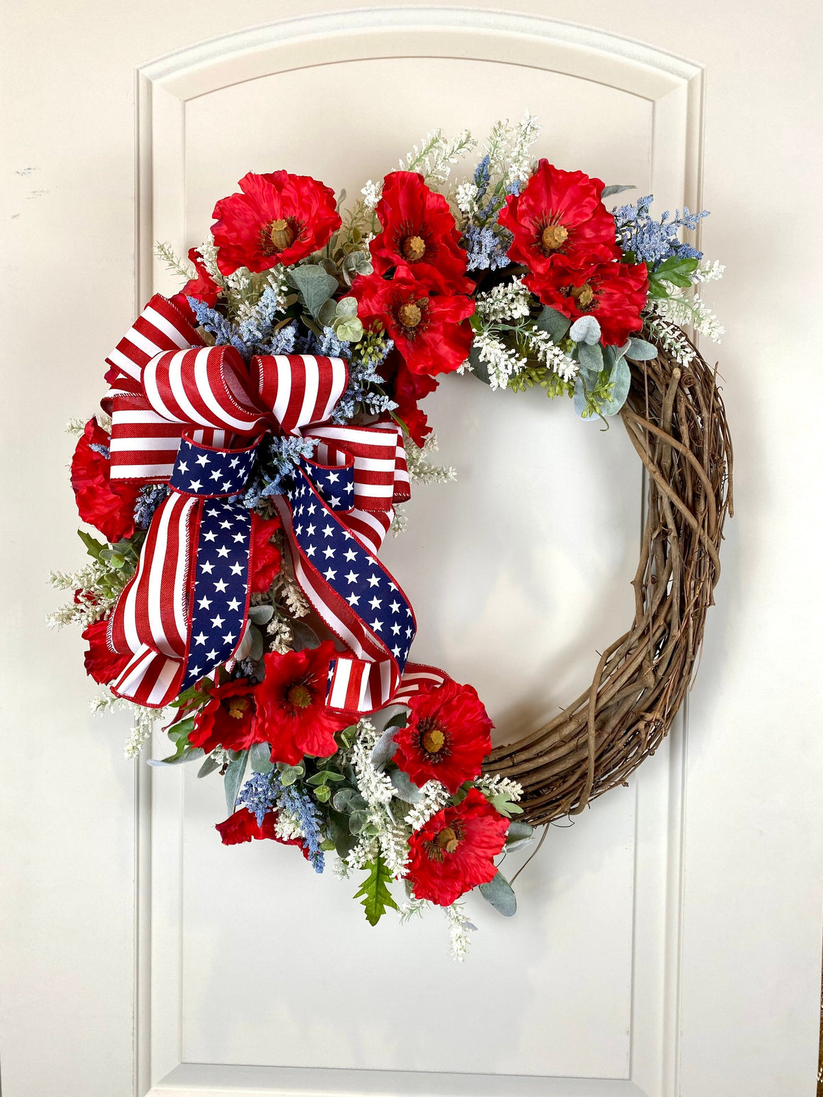 Summer Poppy Wreath, Patriotic Wreath, Fourth of July Wreath, Deluxe Flag Wreath, Red Cream and Blue Wreath, farmhouse decor