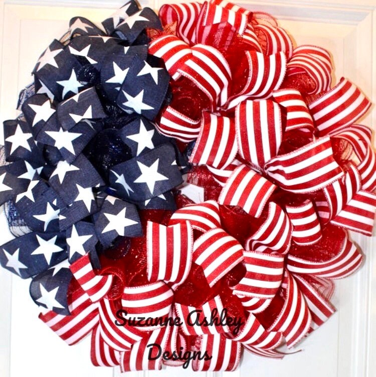 American Flag Wreath: Patriotic Stars & Stripes Decor