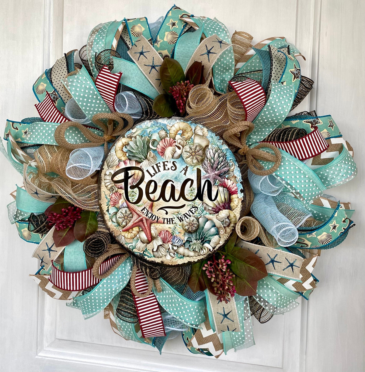 Shell Beach Wreath: Coastal Summer Cottage Front Door Decor