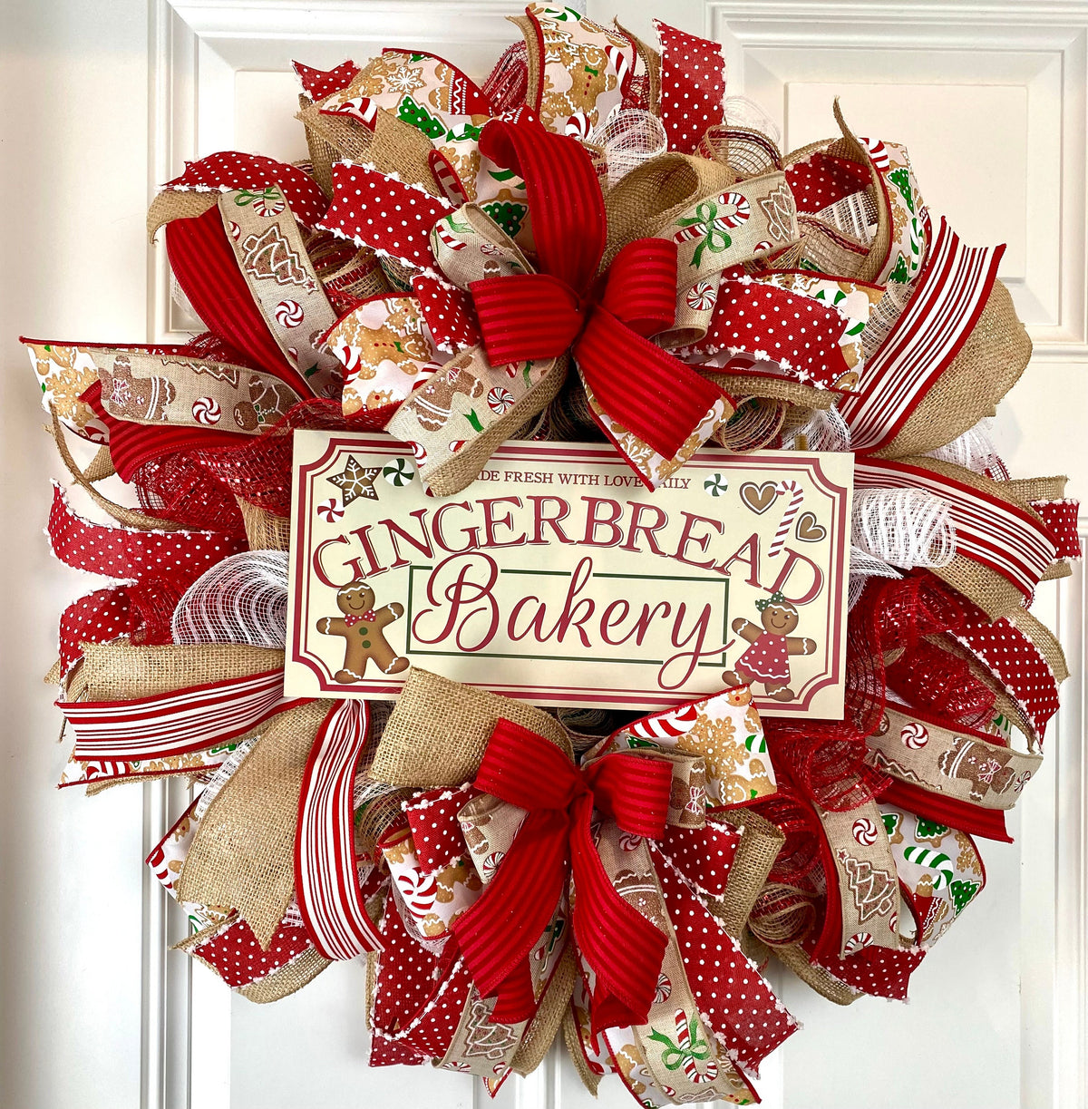 Gingerbread Bakery Christmas Wreath: Holiday Front Door Decor