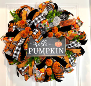 Fall Wreath, Pumpkin, Buffalo check, Farmhouse Deco, Traditional Autumn, Front Door decor