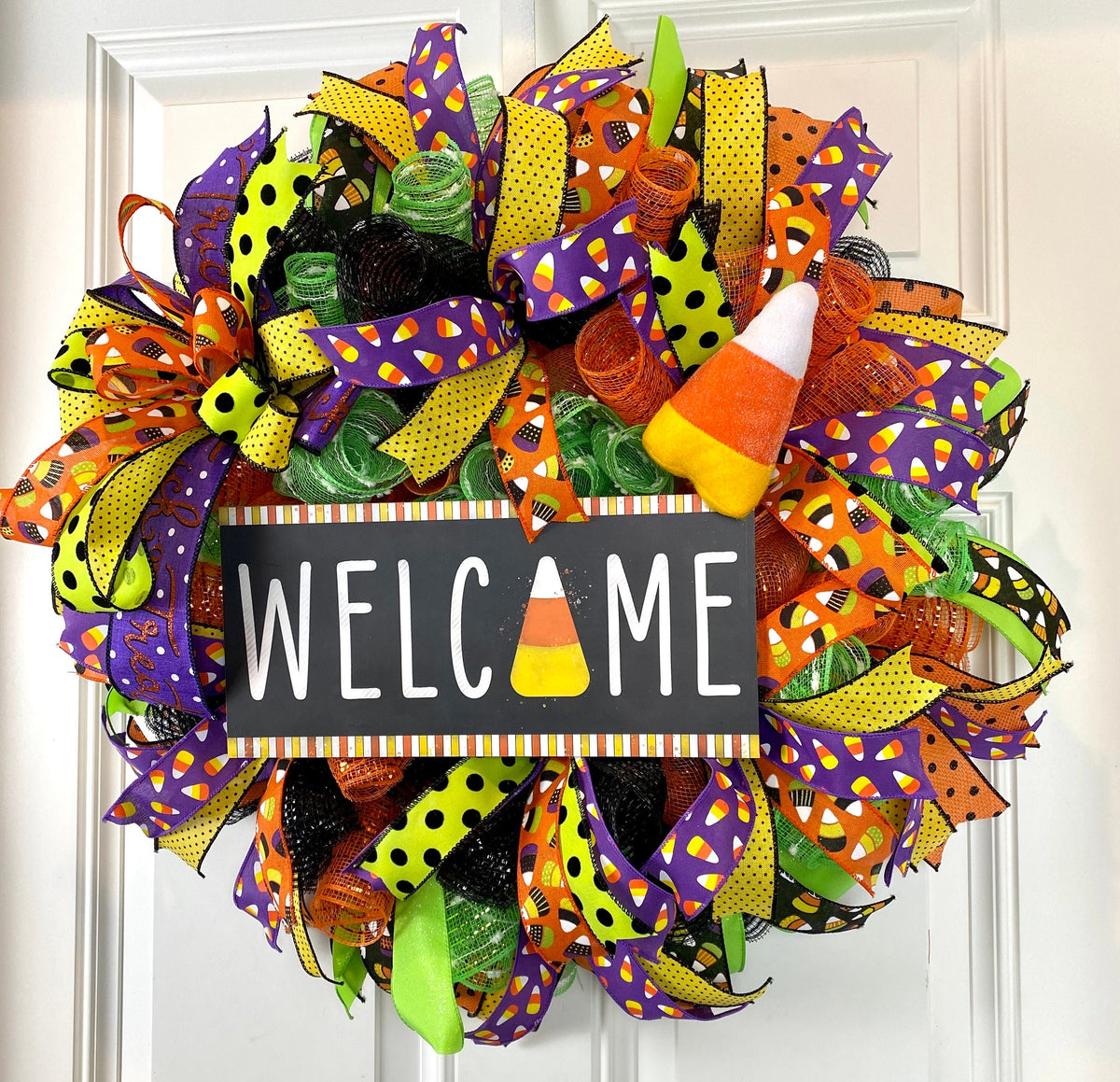 Candy Corn Halloween Wreath: Cheerful Fall Door Decor