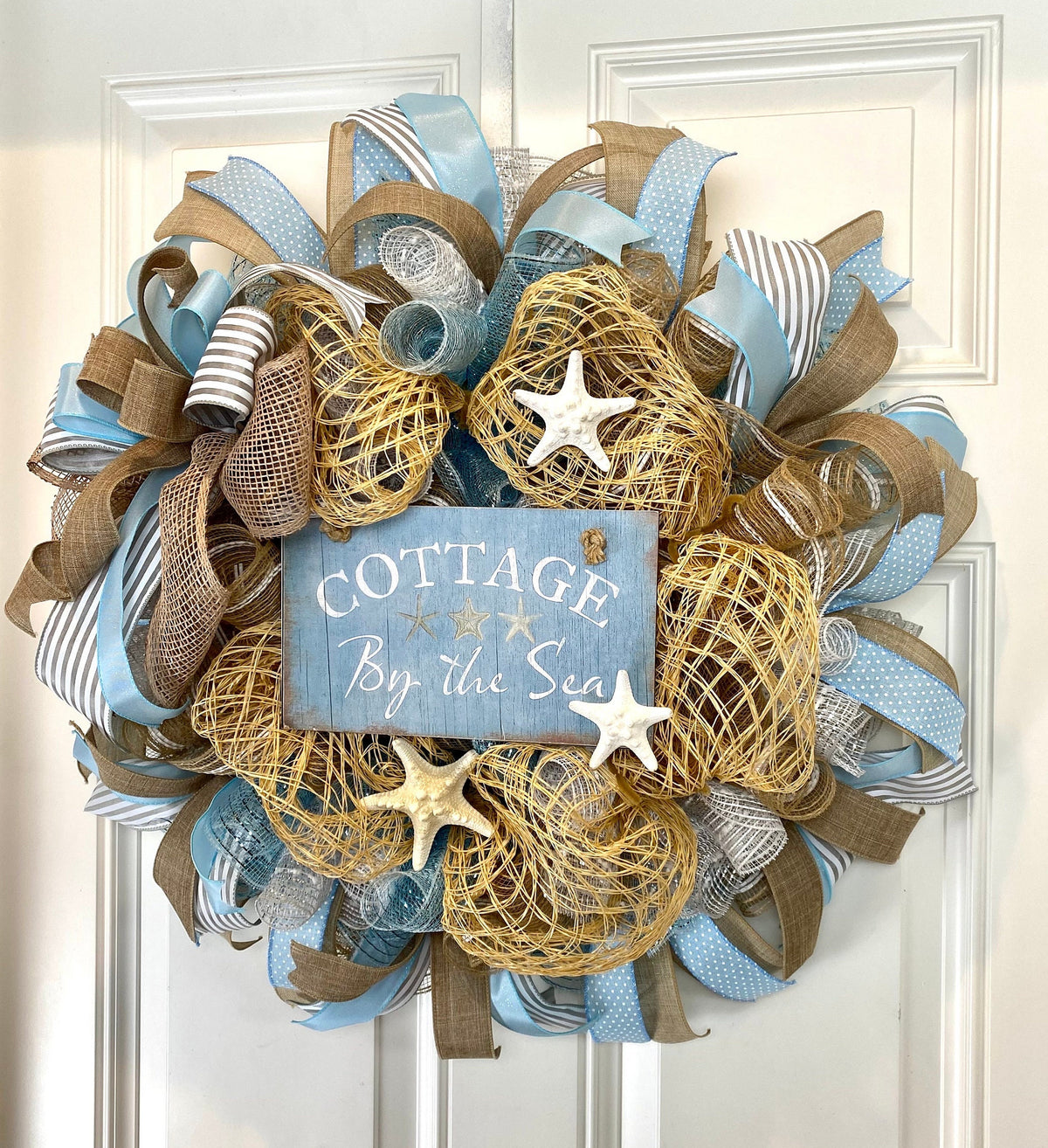 Starfish Beach Wreath: Coastal Cottage Decor, Front Door Wreath