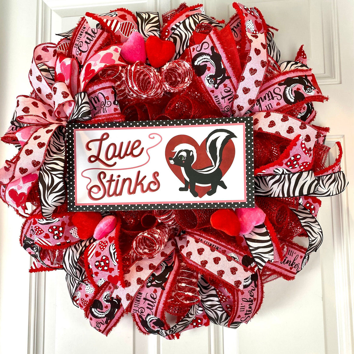 Love Stinks Valentine Wreath: Skunk & Velvet Heart Decor