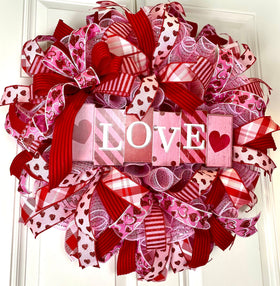 Valentine Wreath, Valentines Day Wreath, Heart Wreath, Pink & Red Wreath, Front Door Valentine Wreath, Double Doors