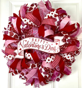 Elegant Valentine Wreath