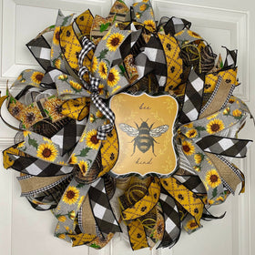 Bee Sunflower Wreath, Farmhouse Wreath for Every Season, Summer Deco Mesh