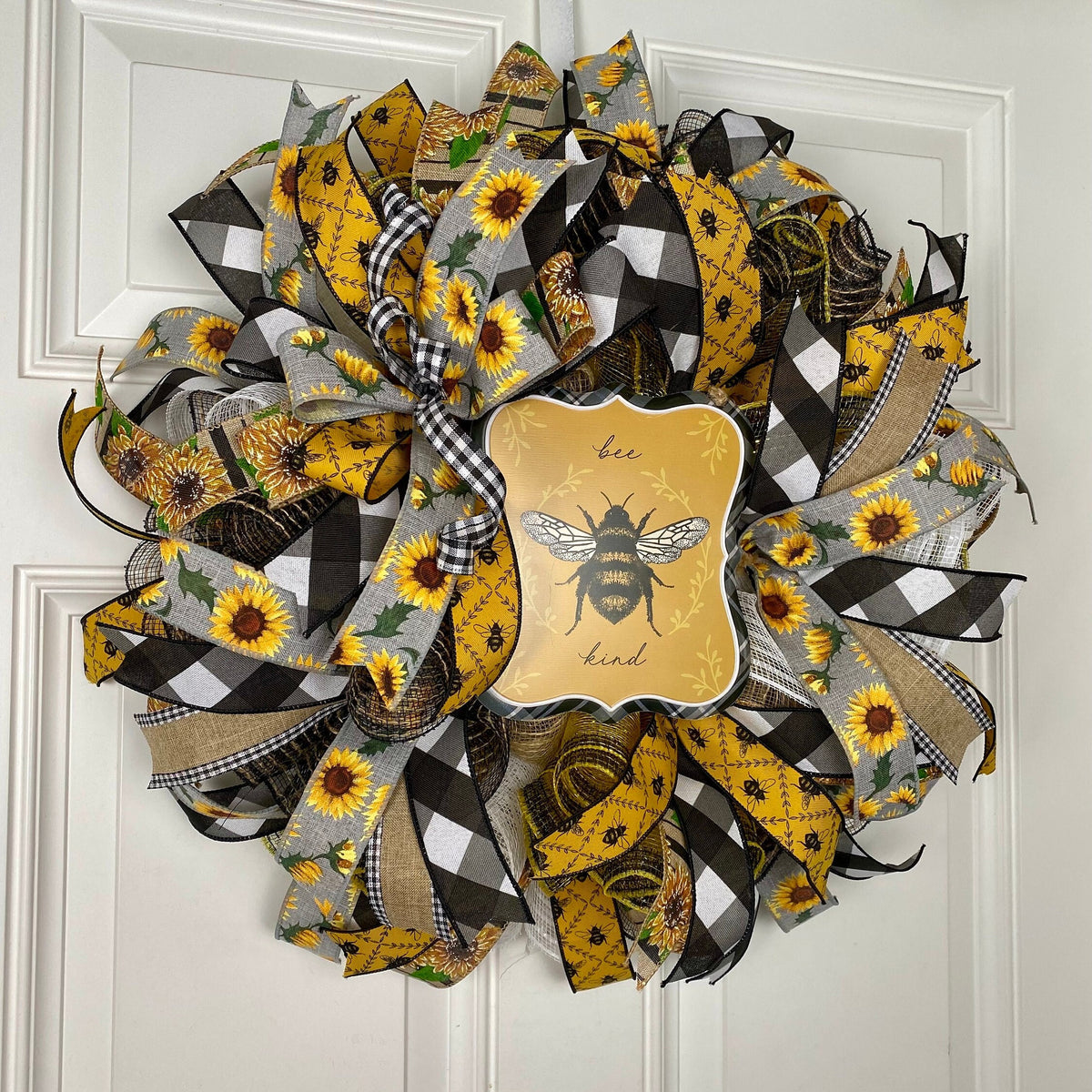 Bee Sunflower Wreath, Farmhouse Wreath for Every Season, Summer Deco Mesh