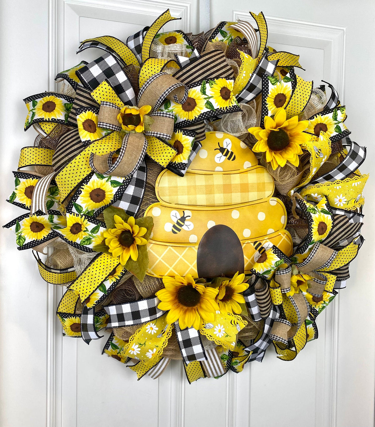 Sunflower Bee Everyday Wreath Front Door, Farmhouse Wreath for Every Season, Spring Wreath, Summer Deco Mesh