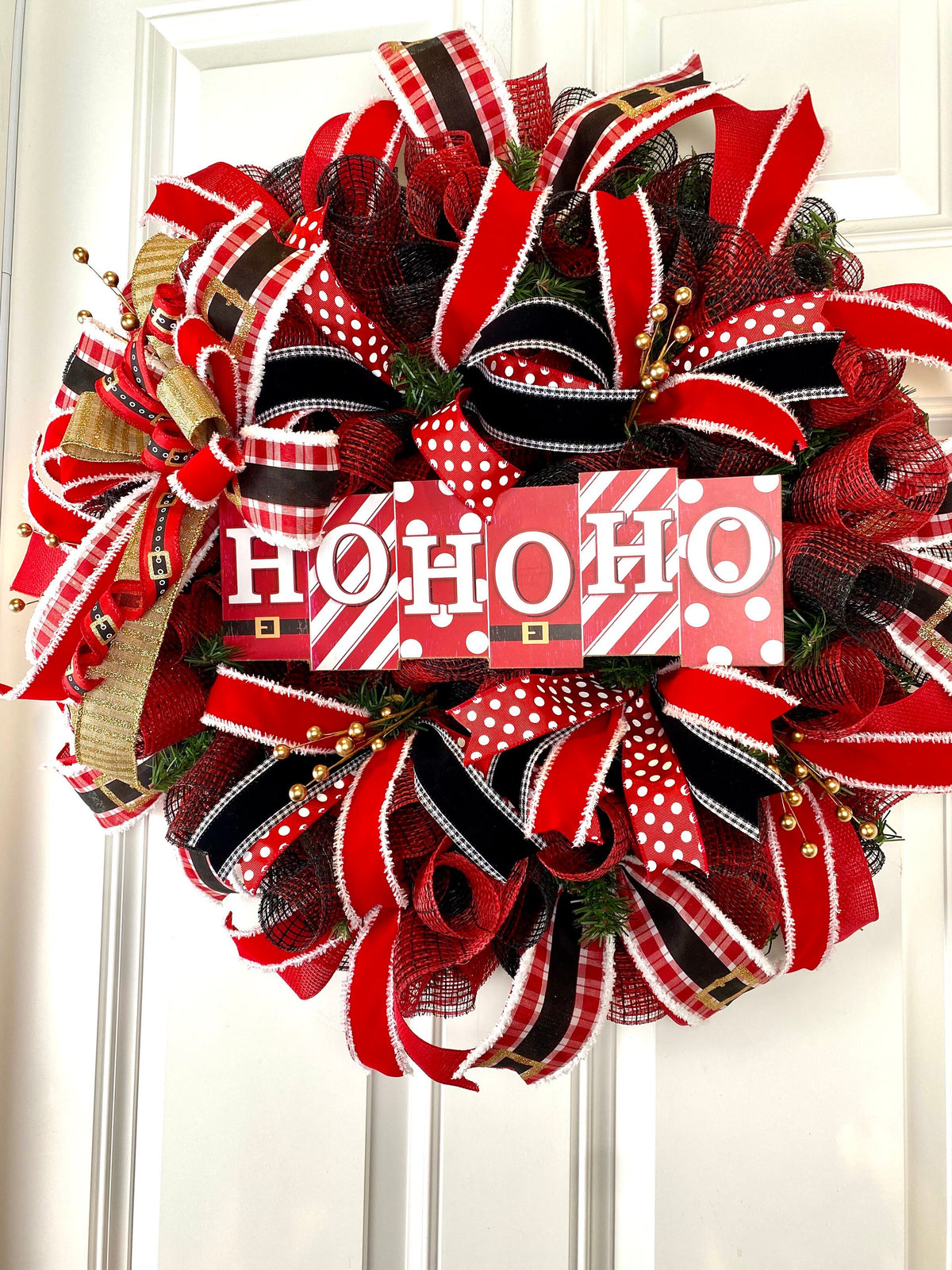 Christmas Wreath, Traditional holiday decor, Red and Gold Wreath, Holiday Porch Decor