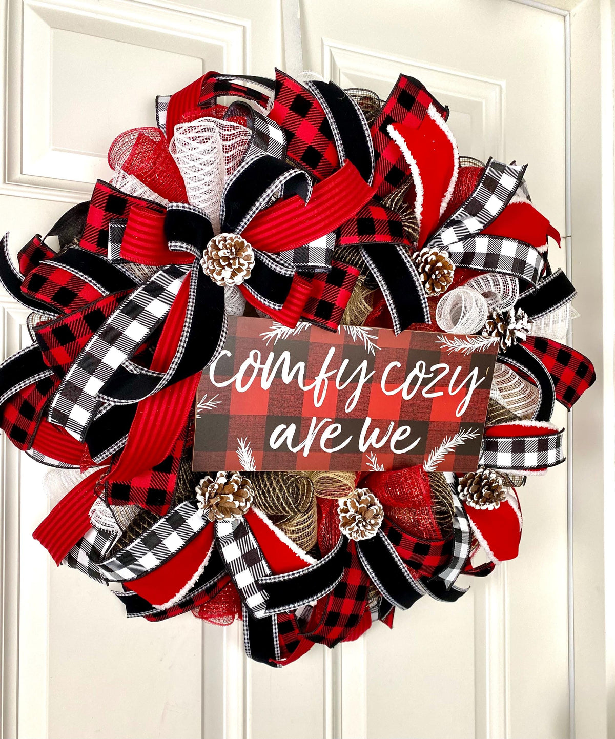 Buffalo Check Christmas Wreath: Cozy Winter Holiday Decor