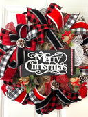 Buffalo Check Christmas Wreath: Cozy Winter Holiday Decor