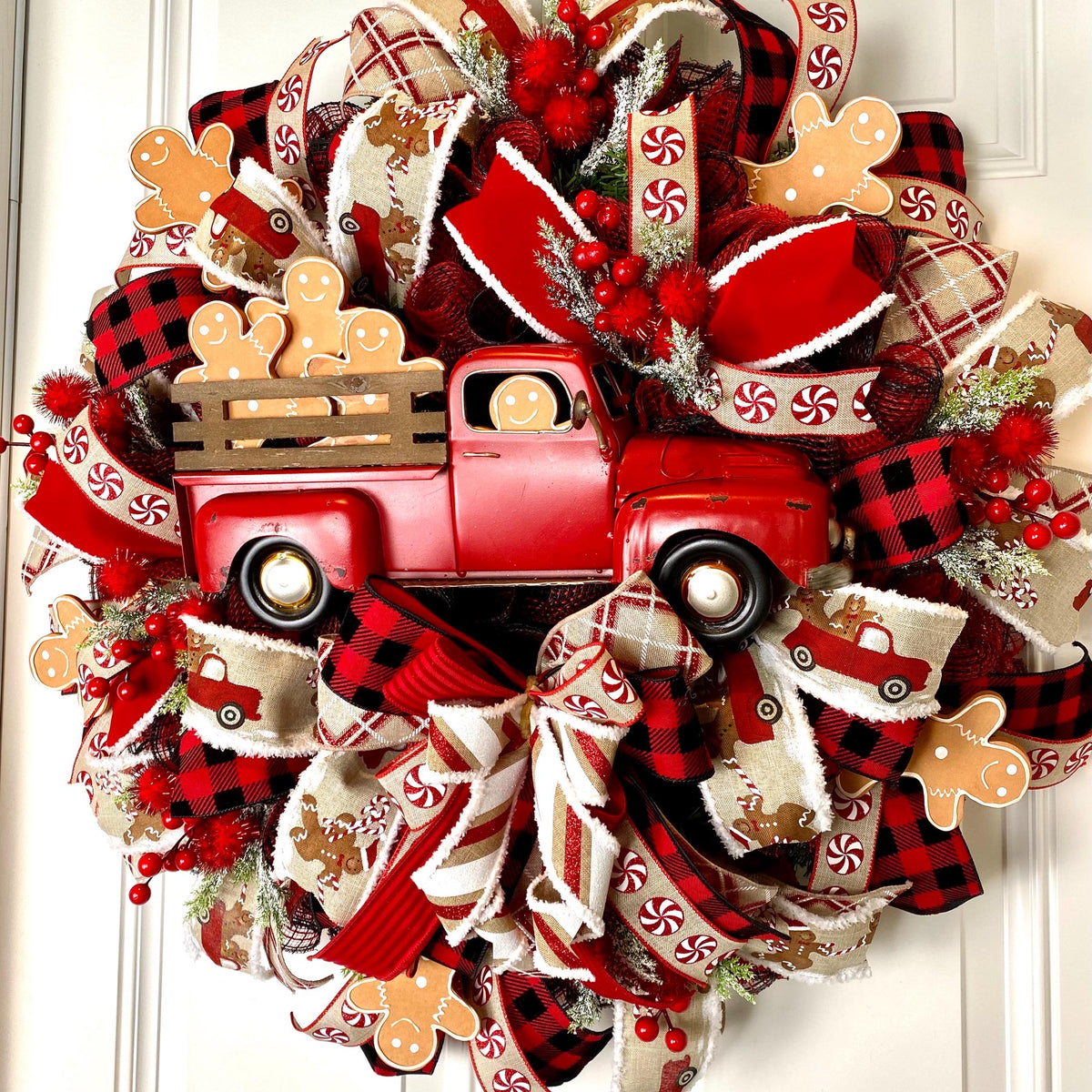 Red Truck Gingerbread Wreath, Rustic Christmas Decor, Front Porch Decoration