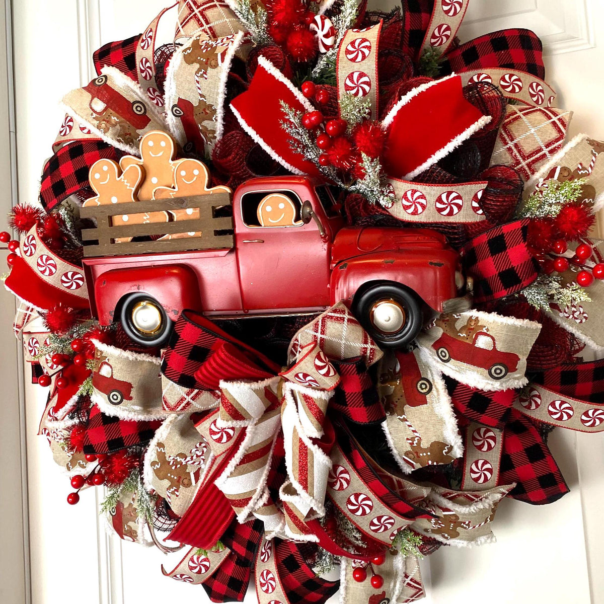 Red Truck Gingerbread Wreath, Rustic Christmas Decor, Front Porch Decoration