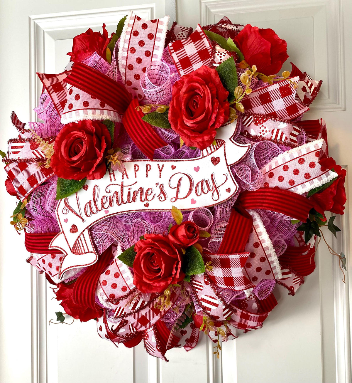 Elegant Valentine Wreath: Rose Decor, Romantic Gift