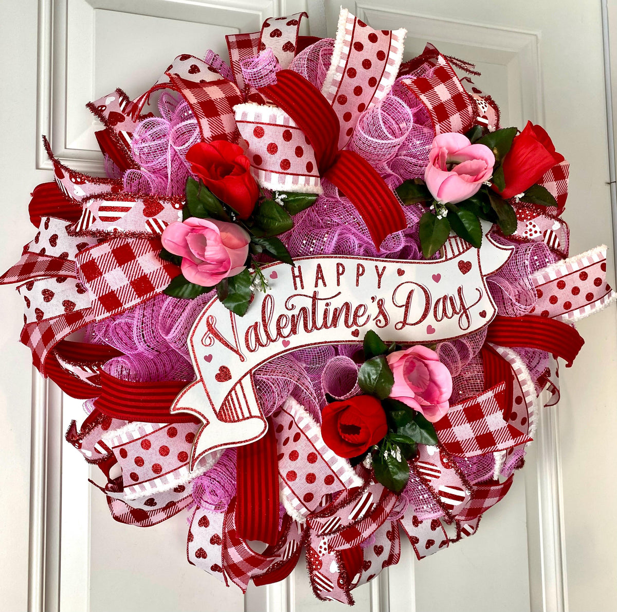Elegant Valentine Wreath: Rose Decor, Romantic Gift