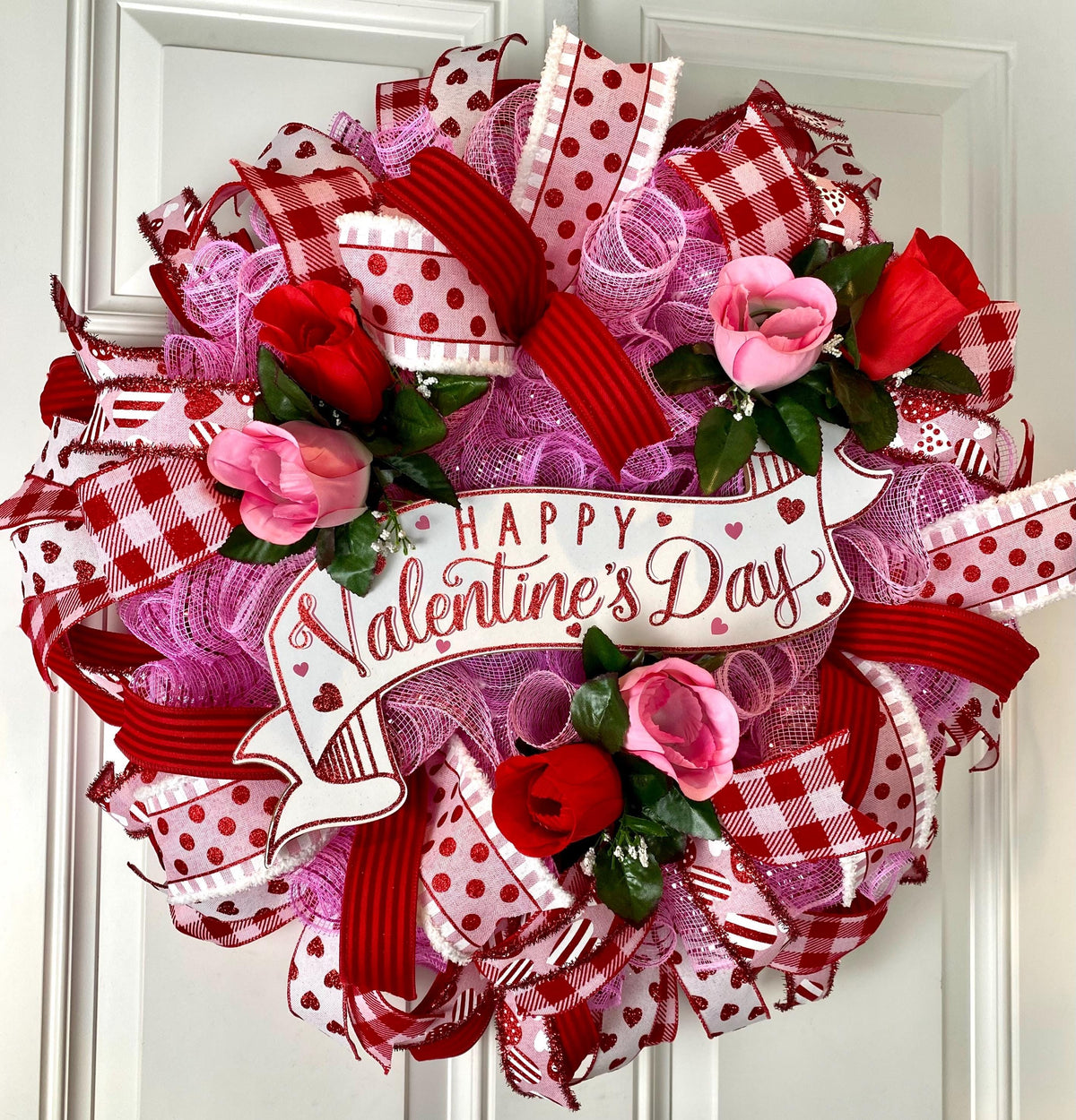Elegant Valentine Wreath: Rose Decor, Romantic Gift