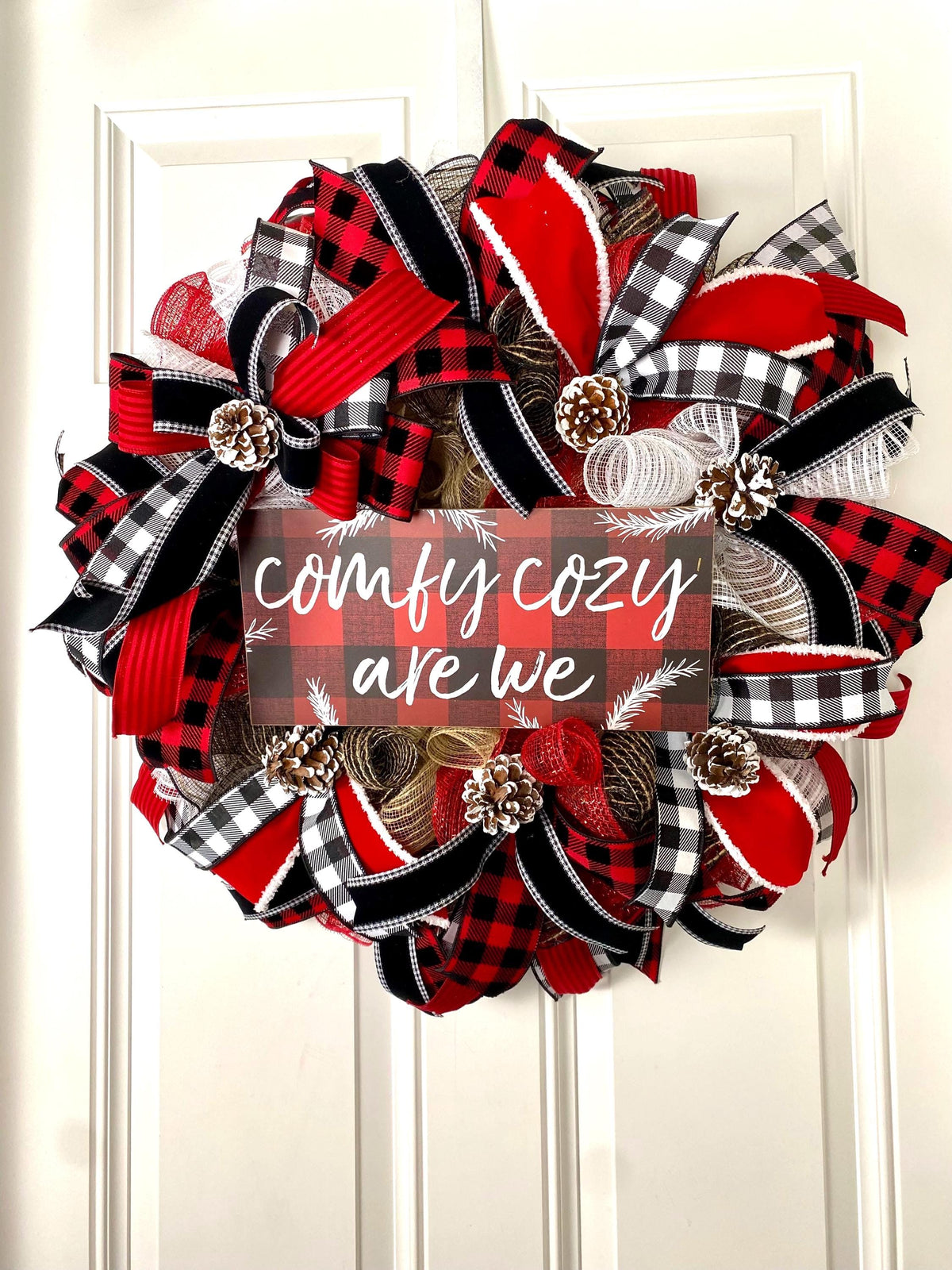 Buffalo Check Christmas Wreath: Cozy Winter Holiday Decor