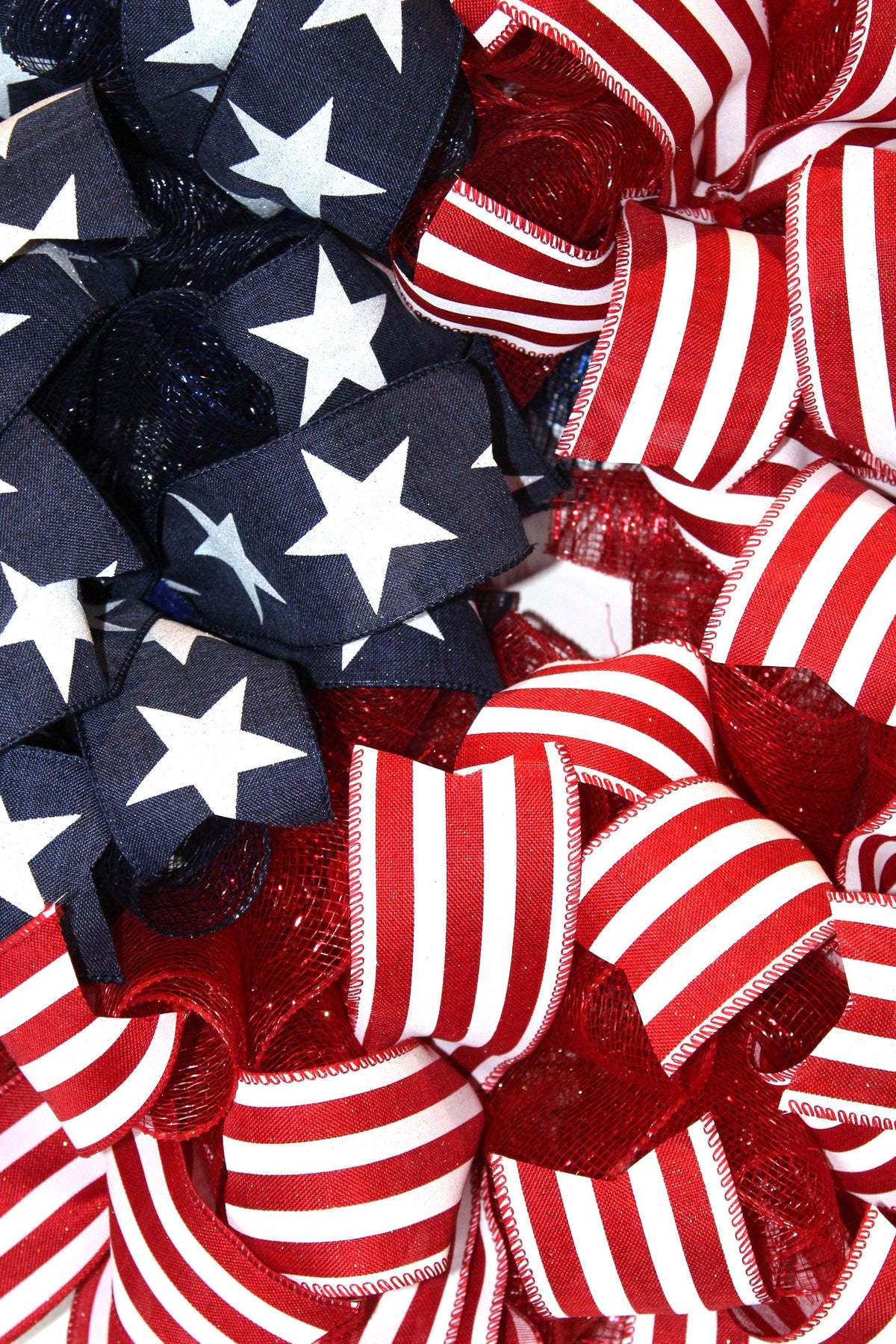 Shimmer Patriotic Wreath / American Flag
