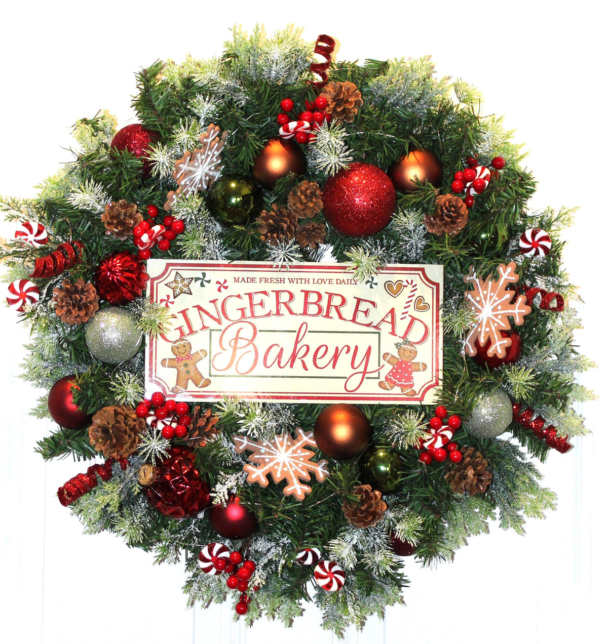 Pre-lit Gingerbread Wreath, Christmas wreath, Holiday Decor, Evergreen