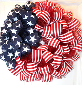 Shimmer Patriotic Wreath / American Flag