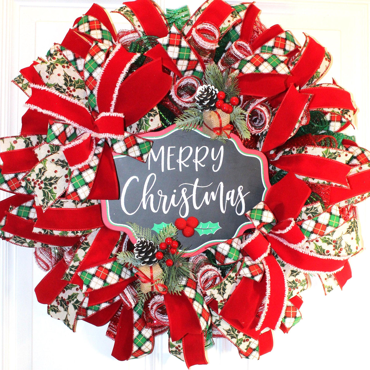 Christmas Wreath, Traditional holiday decor, Red Green Wreath, Holiday Porch Decor, Holly Berry Wreath